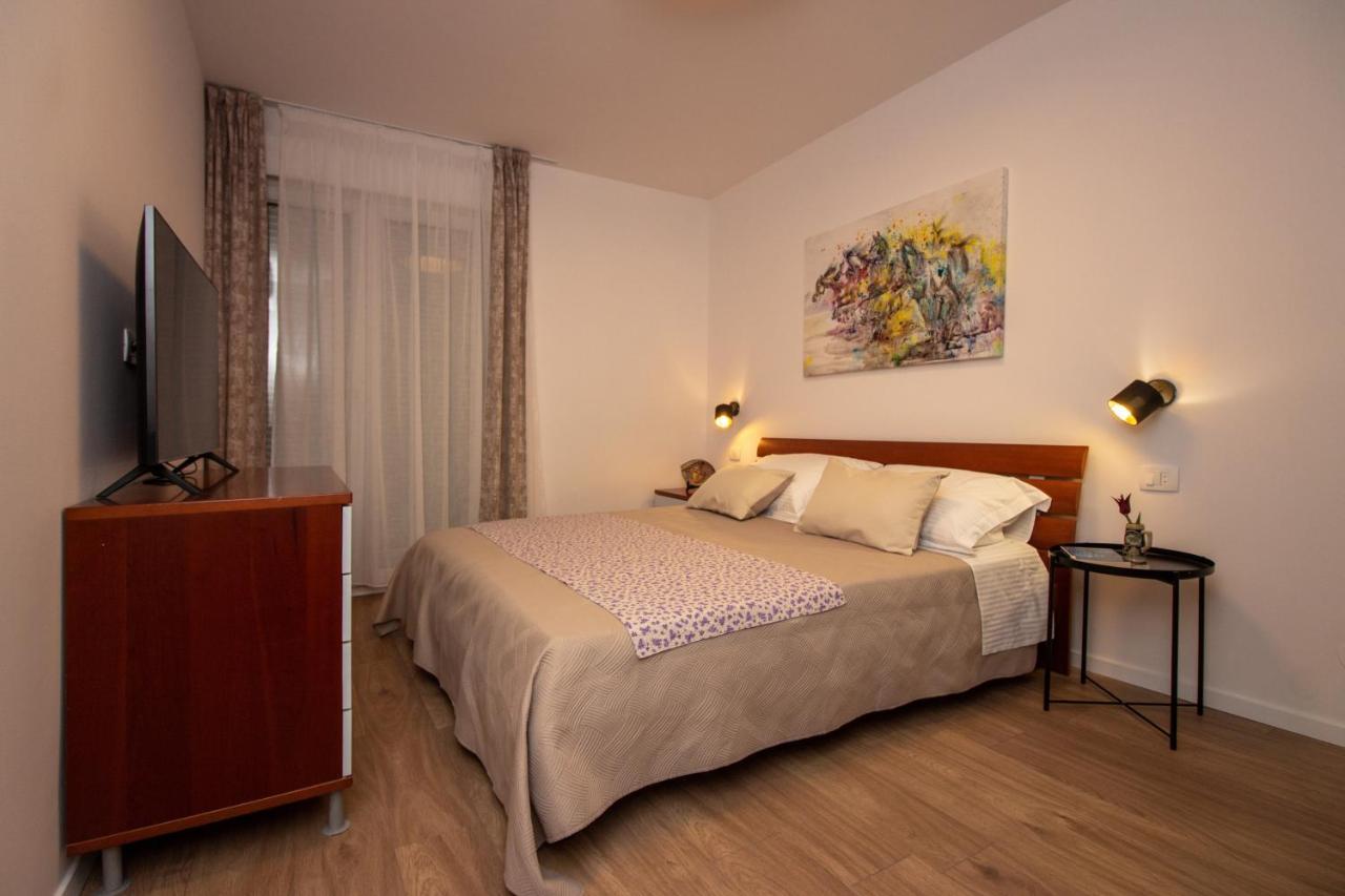 Ferienwohnung Bura2 , With Private Parking In The Garage Split Exterior foto